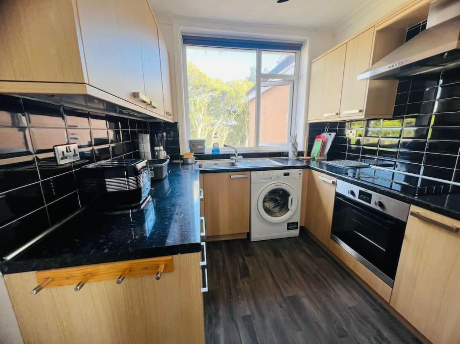 Family Marine Apartment With Sea View Dawlish Kültér fotó